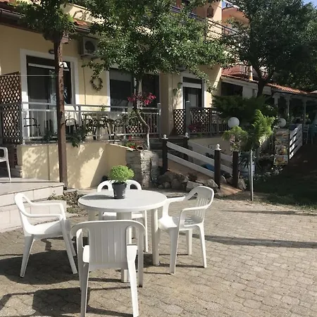 On The Appartement Skala Sotiros