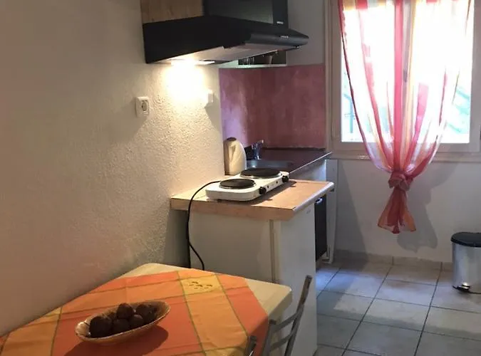 Apartment On The Skala Sotiros